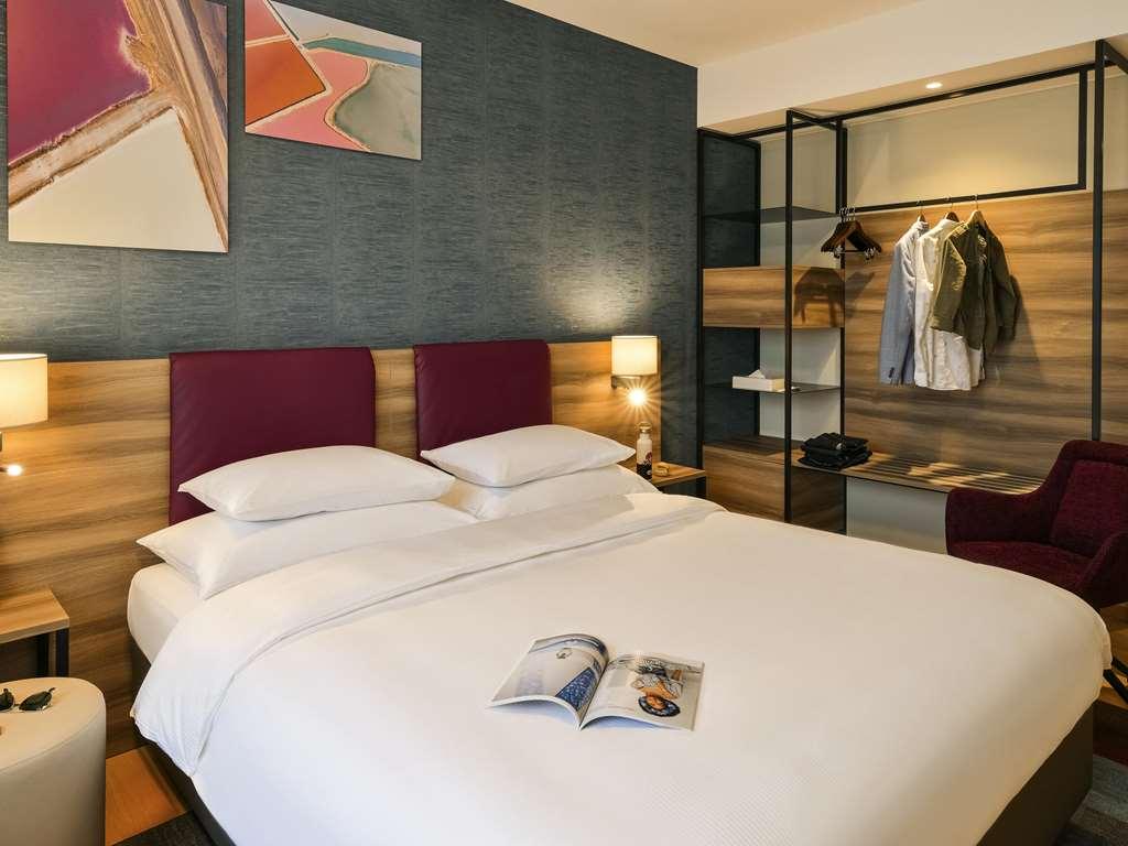 Mercure Geneva Airport Meyrin