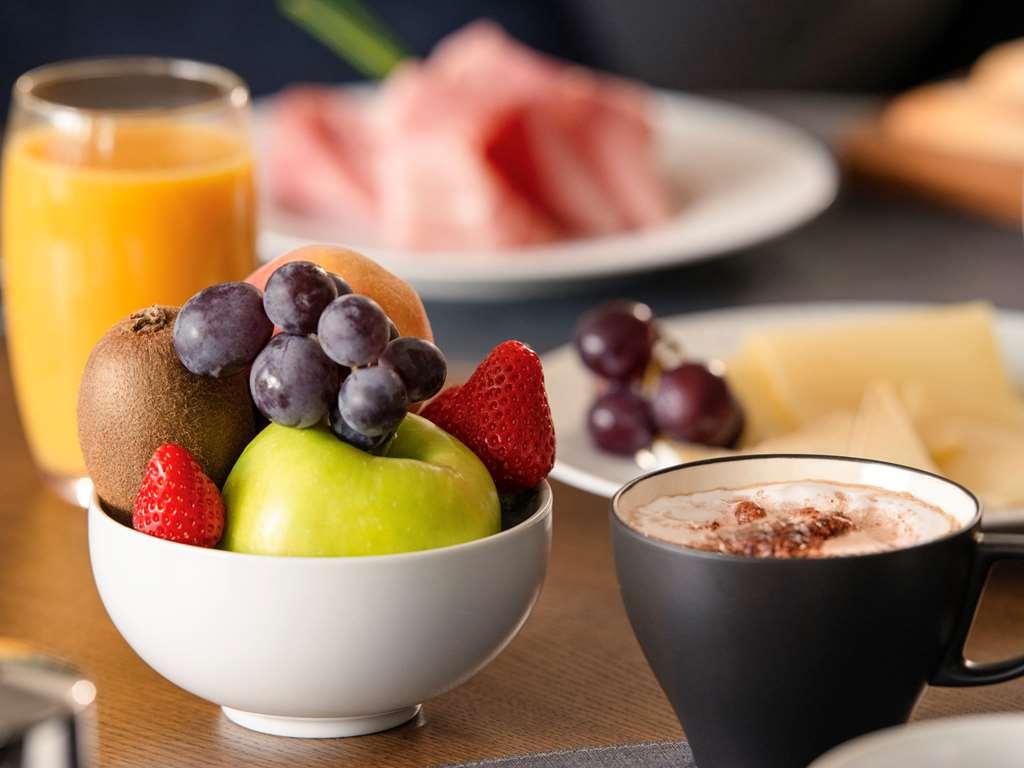 Hotel Mercure Geneva Airport Meyrin