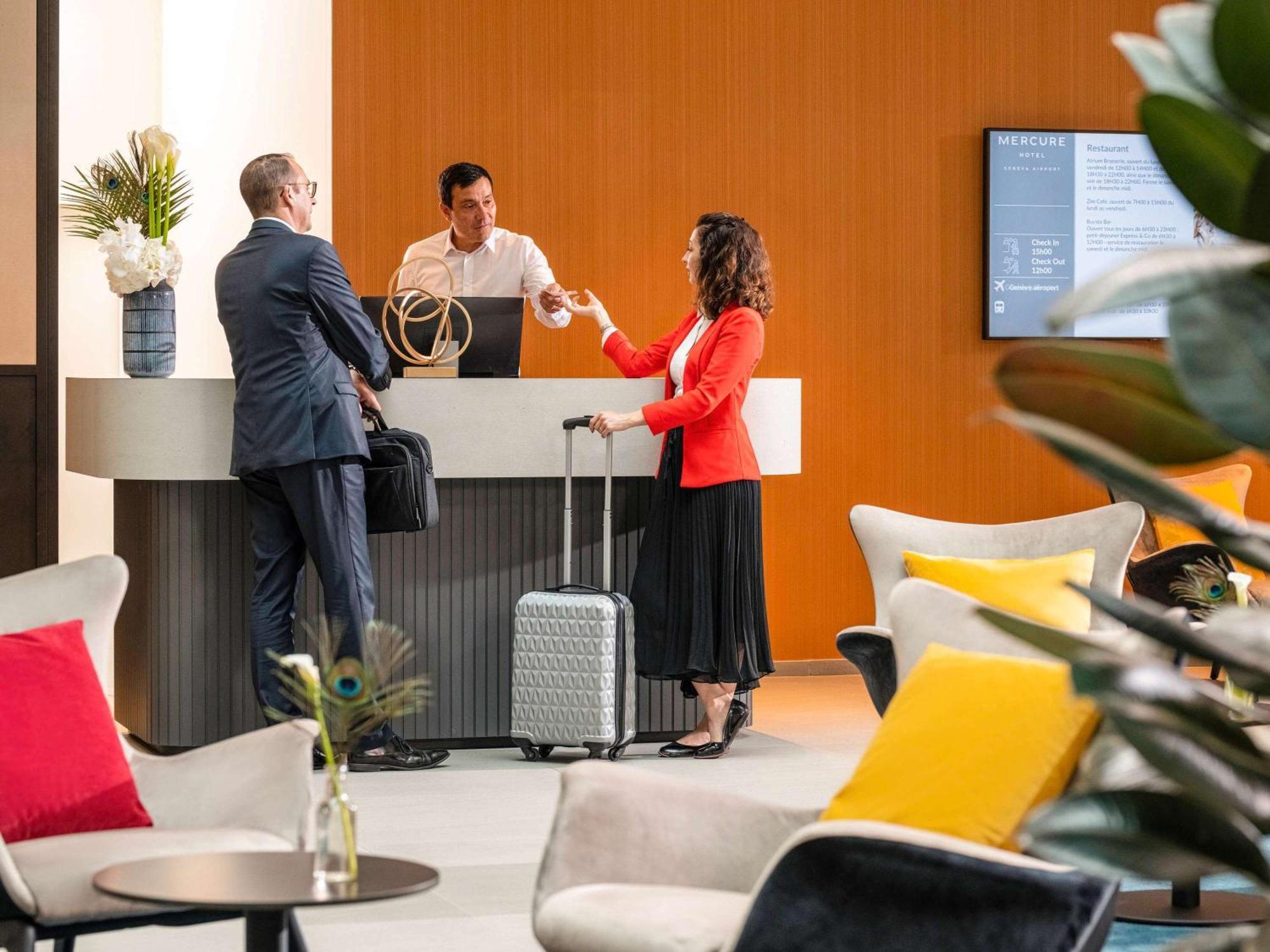 Mercure Geneva Airport Hotel 4*